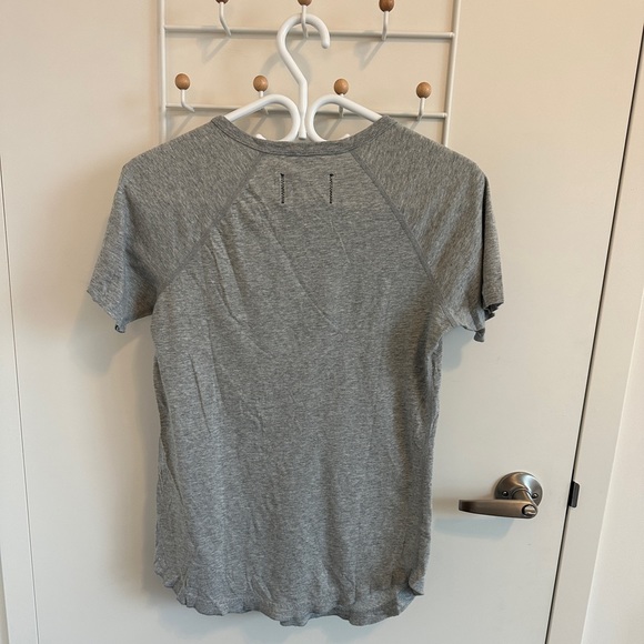 Reigning Champ Women’s T-shirt XS - Picture 3 of 6